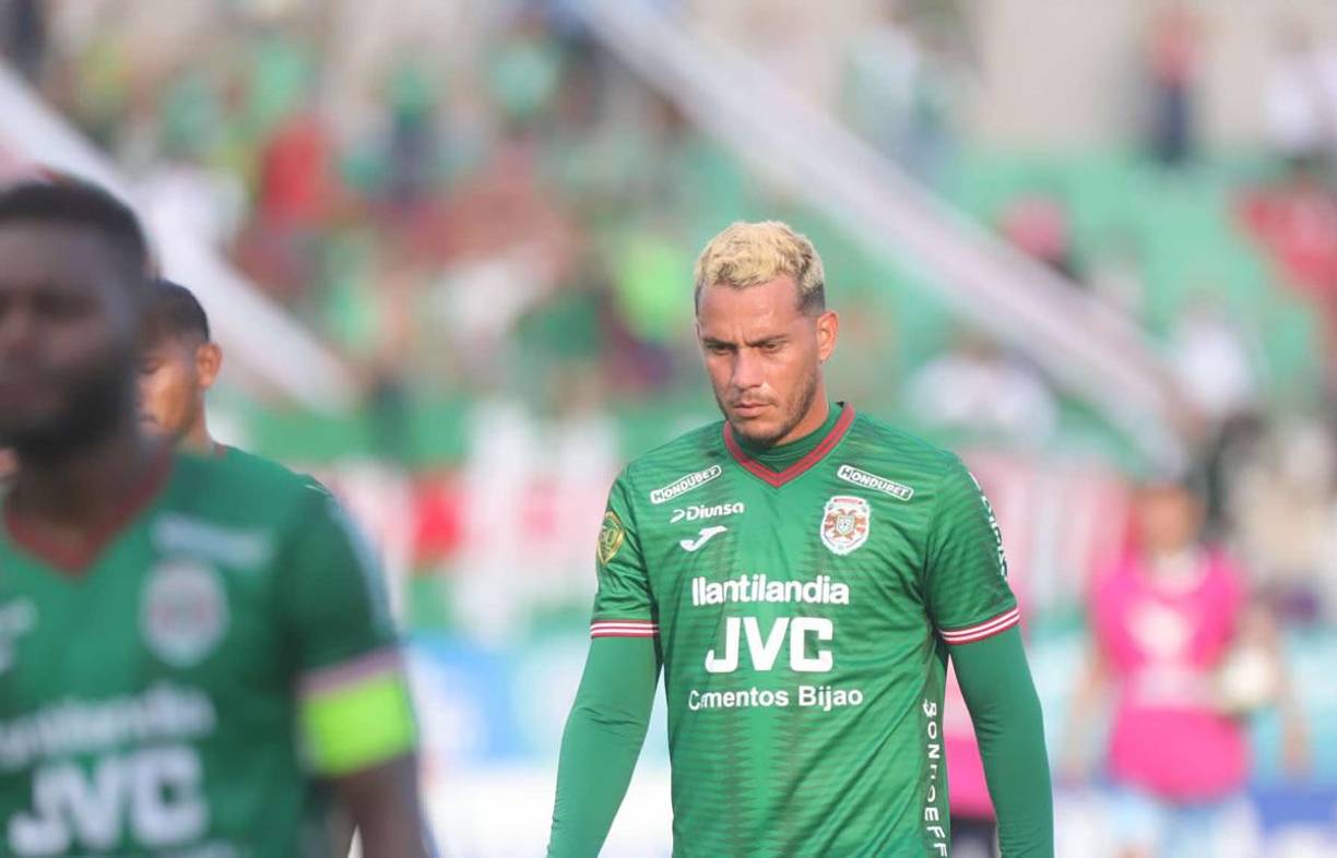 Ángel Tejeda, cabizbajo al final del partido que perdió el Marathón.