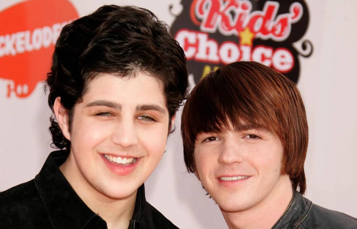 El éxito de la serie, <i>Drake &amp; Josh</i> emitida entre 2004 y 2007 en Nickelodeon, marcó a toda una <b>generación</b> de espectadores que se conectaron con las aventuras de dos hermanastros opuestos pero entrañables. Drake Parker, un carismático músico adolescente, y Josh Nichols, un inteligente estudiante, representaban dinámicas familiares y de amistad que parecían reales.