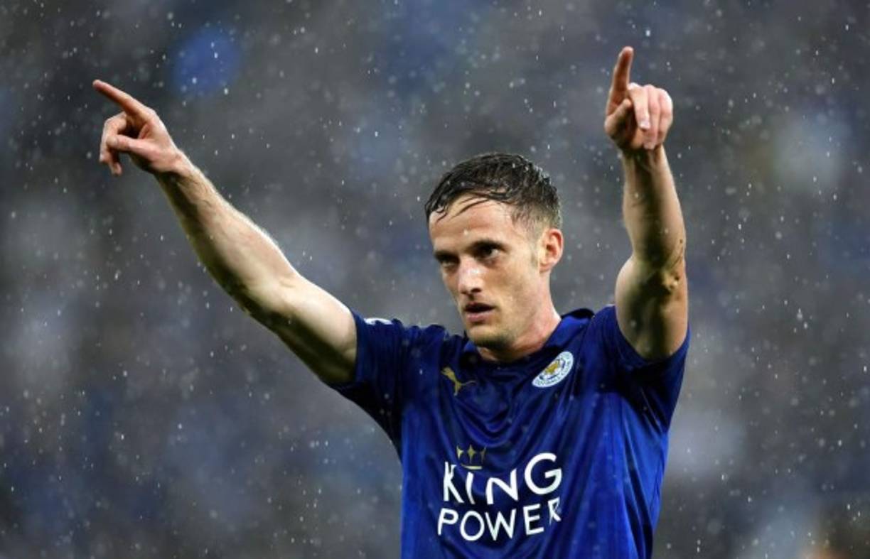 Andy King (Gales, 27 años). Otro jugador suplente que ha dado frutos al equipo. Es un jugador formado en la cantera del Leicester. Firmó su primer contrato con el equipo en 2007. Tiene talento y buena visión de juego, en este sentido busca constantemente oportunidades para armar el ataque.