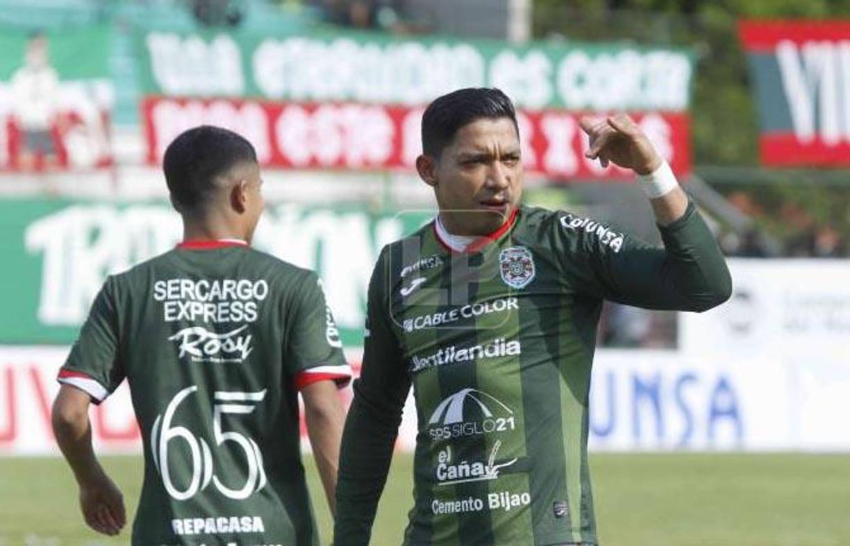 El lateral zurdo Emilio Izaguirre no sigue en el Marathón de cara a la próxima campaña. El futbolista llegó a un acuerdo para rescindir los seis meses de contrato que le quedaban con el cuadro verdolaga.