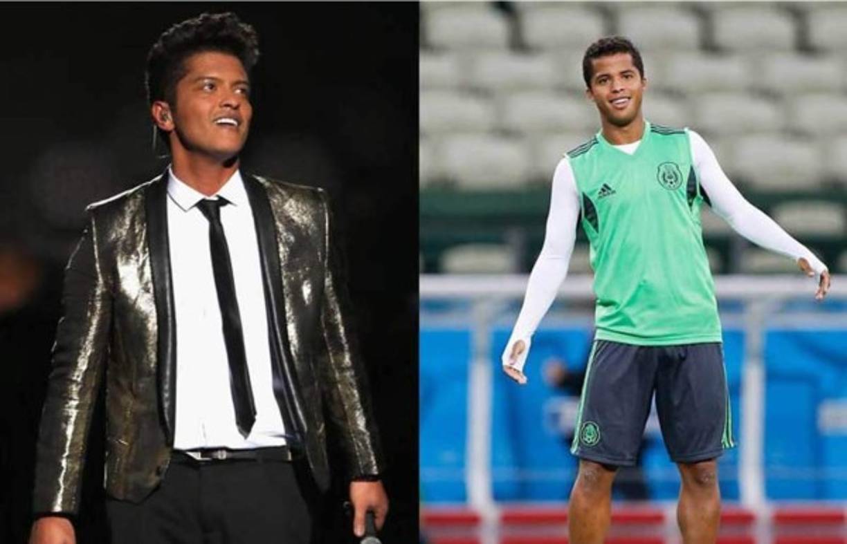 El mexicano Giovani Dos Santos y Bruno Mars.