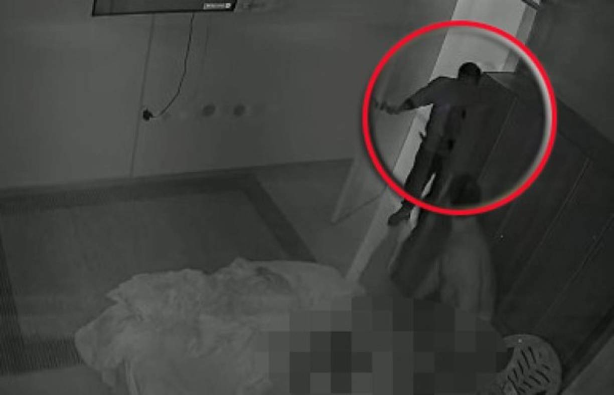 El 18 de julio, el imputado asesinó de 39 puñaladas a la empresaria de 32 años, en el interior de su vivienda cuando estaba en la cama con su nueva pareja.