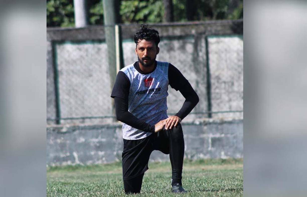 Roberto Pipo López: Es el portero titular del Vida y ha tenido una gran temporada. Puede ser llamado como el tercer guardameta en lugar de Marlon Licona, quien fue llamado por Fabián Coito pese a estar inactivo.