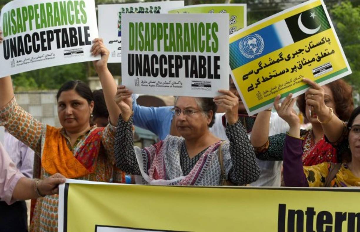 PAKISTÁN. Claman por desaparecidos. Activistas protestan con motivo del Día internacional de las víctimas de las desapariciones forzadas en Lahore.