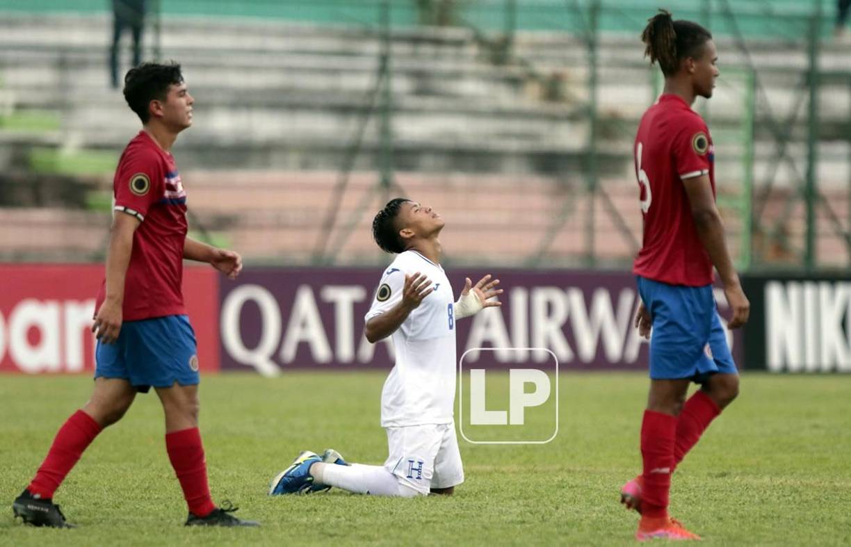 Tomás Sorto agradece a Dios por el triunfo de la Sub-20 de Honduras.