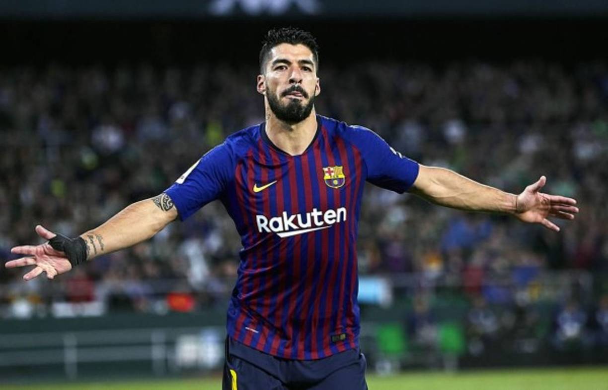 Luis Suárez - El delantero uruguayo del FC Barcelona devenga semanalmente 538 mil euros.