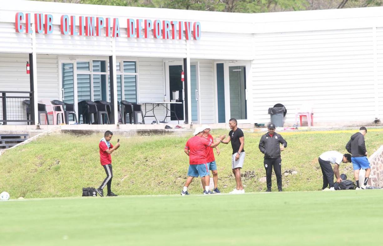 Olimpia recibe visita de lujo previo a la final ante Olancho FC
