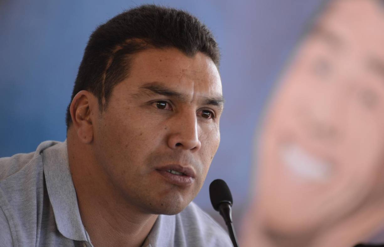 Desde aquel momento, muchas han sido las versiones que sugieren lo que pasó esa madrugada, donde el paraguayo recibió un balazo en la cabeza y lo hizo debatirse entre la vida y la muerte.