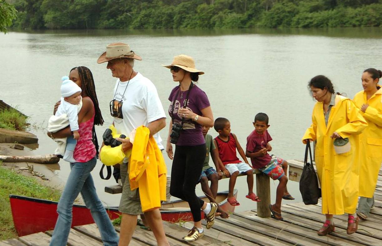 El refugio de vida silvestre Cuero y Salado se convirtió en el primer sitio en ser visitado por Michael Douglas y Catherine Zeta-Jones. En aquel entonces, los famosos se mostraron sorprendidos y maravillados por lo paradisíaco del lugar.