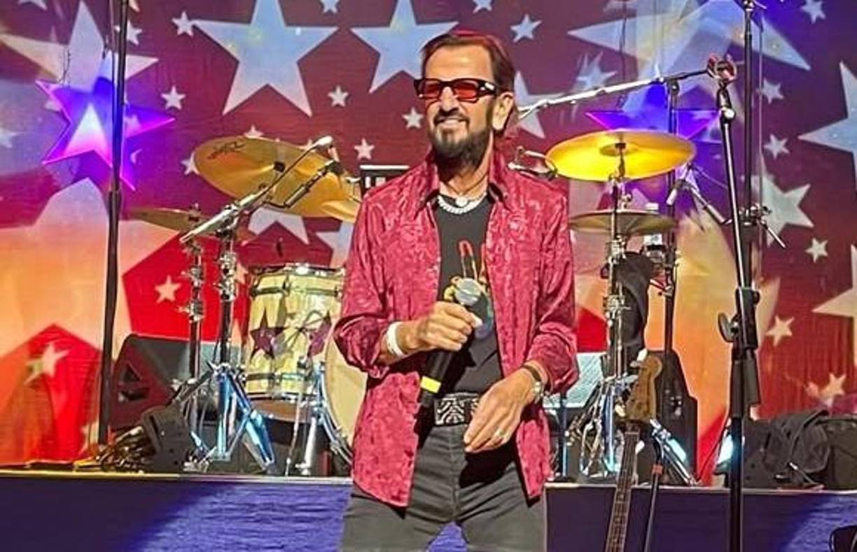 Tanto Starr como Paul McCartney y los familiares de los fallecidos John Lennon y George Harrison han cedido los derechos musicales y de la historia de su vida para la realización de películas y documentales.