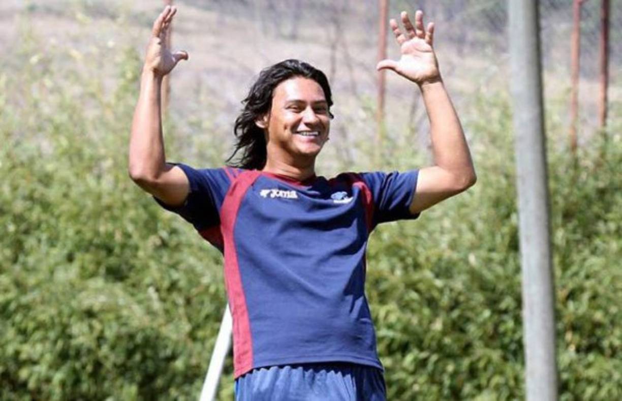 Uno de los más recientes, en agosto del 2016 Walter López perdió la vida en Guatemala a la salida del estadio de la aldea de La Mesilla. En Honduras militó en Platense, Motagua, Olimpia, Marathón y Deportes Savio, además de diputar los Juegos Olímpicos de Sidney 2000.