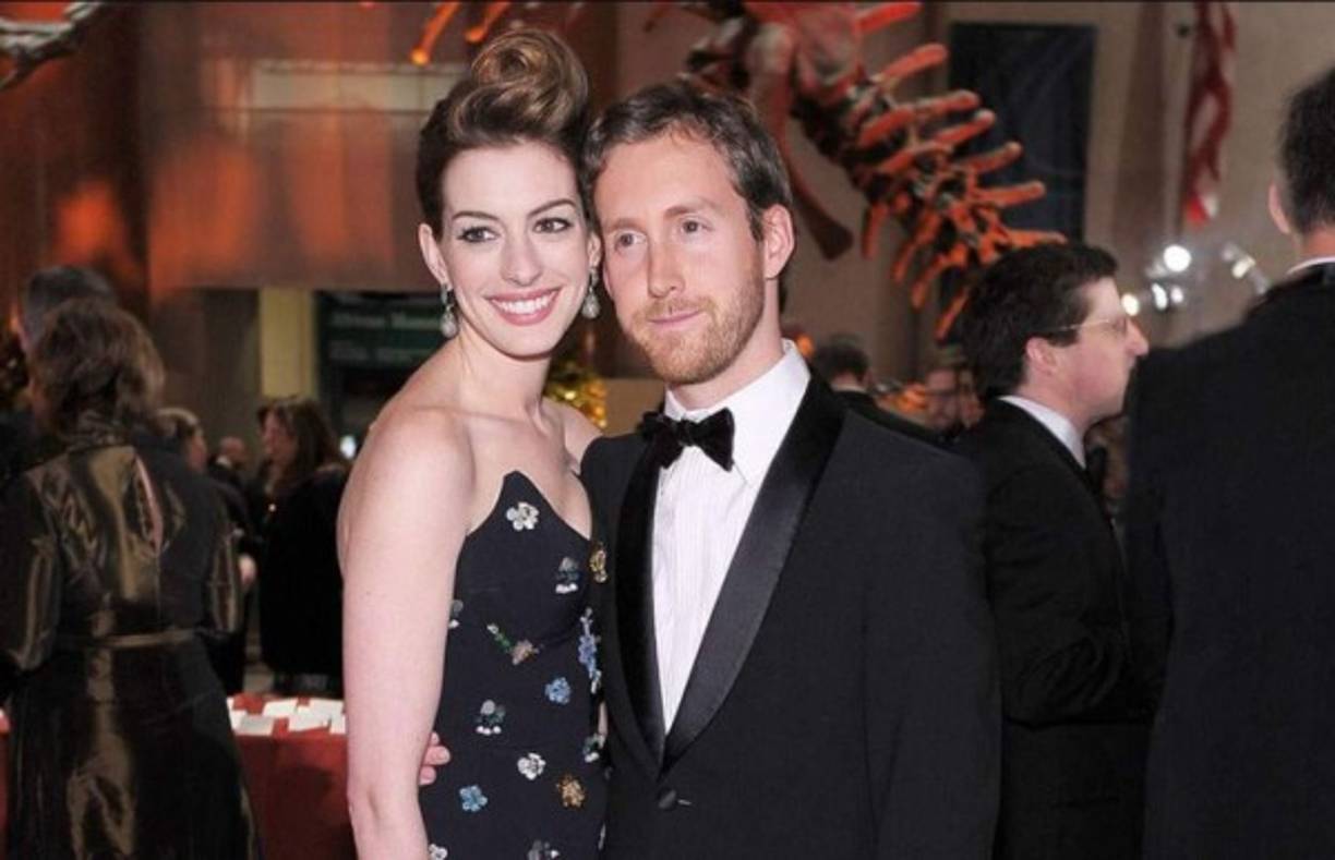 La famosa actriz Anne Hathaway y su marido Adam Shulman pusieron a la venta su ático de Nueva York, Estados Unidos.