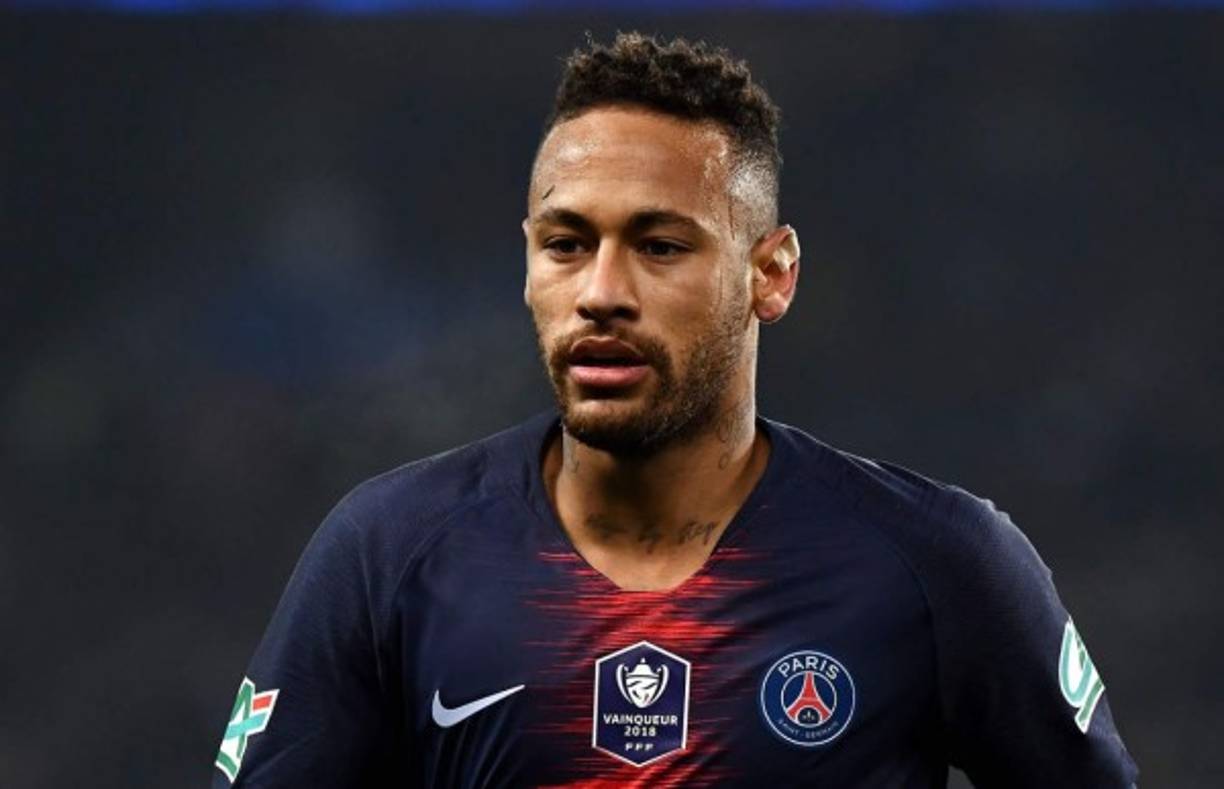 Una de las operaciones que valora el Real Madrid para el próximo verano es la llegada de Neymar. Las lesiones no le han ayudado en el París Saint Germain, pero pueden ser la llave para confirmar su marcha.
