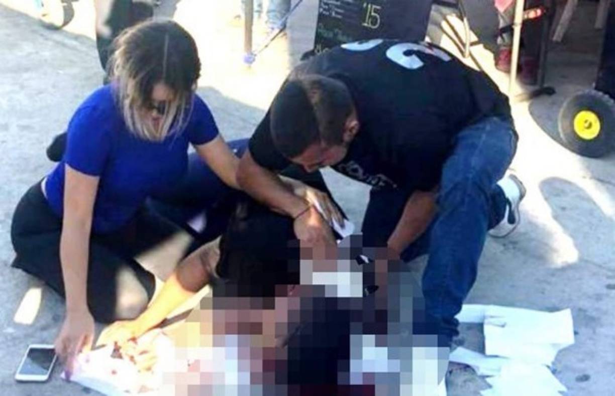 Erick Samuel Deraz González, alias el Güero Canestén fue asesinado la tarde del 28 de septiembre de 2018, cuando fue atacado a balazos en unas canchas de futbol rápido, ubicadas en Zona Río, allá en Tijuana.