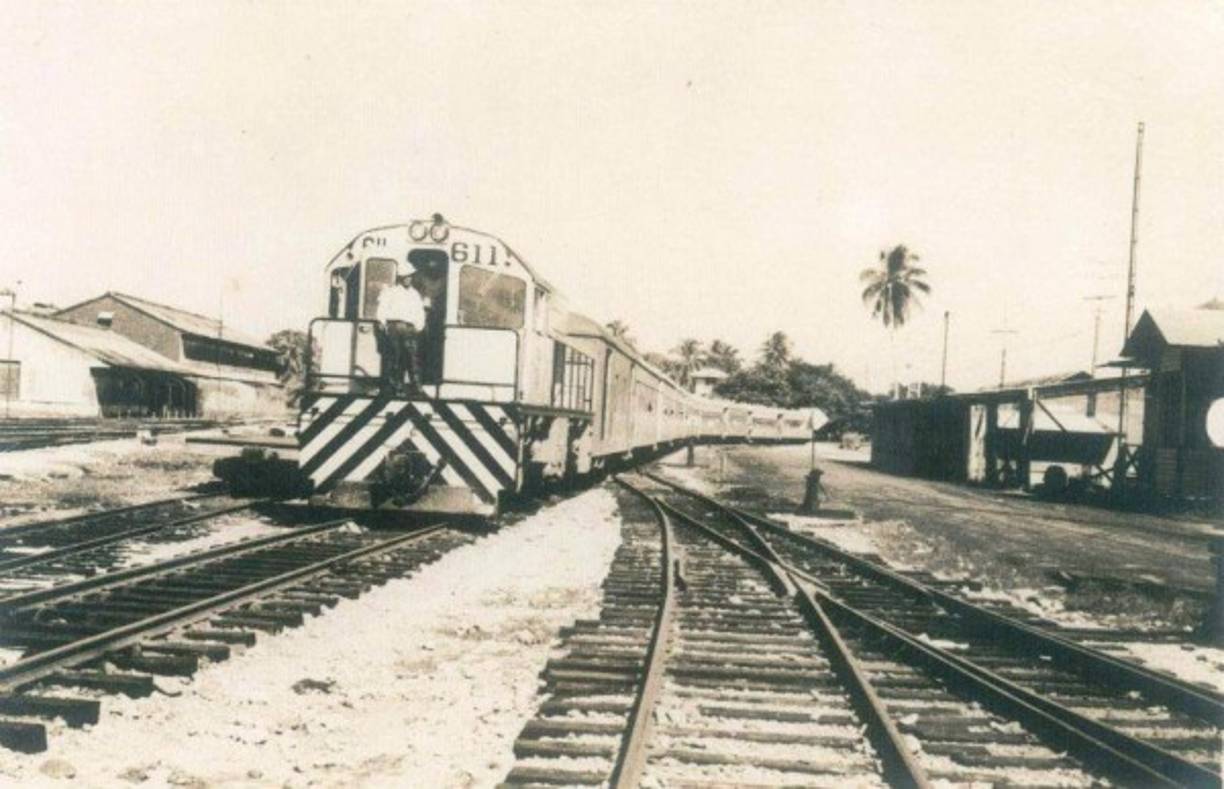 El ferrocarril además conectó comercialmente la ciudad con otros puntos de desarrollo como Tegucigalpa y la zona bananera.