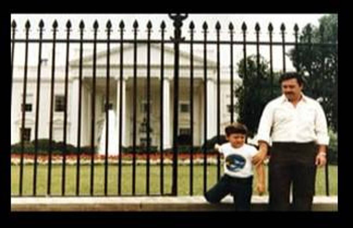 De acuerdo a la revista Forbes, llegó a ser el séptimo hombre con más dinero del mundo. 