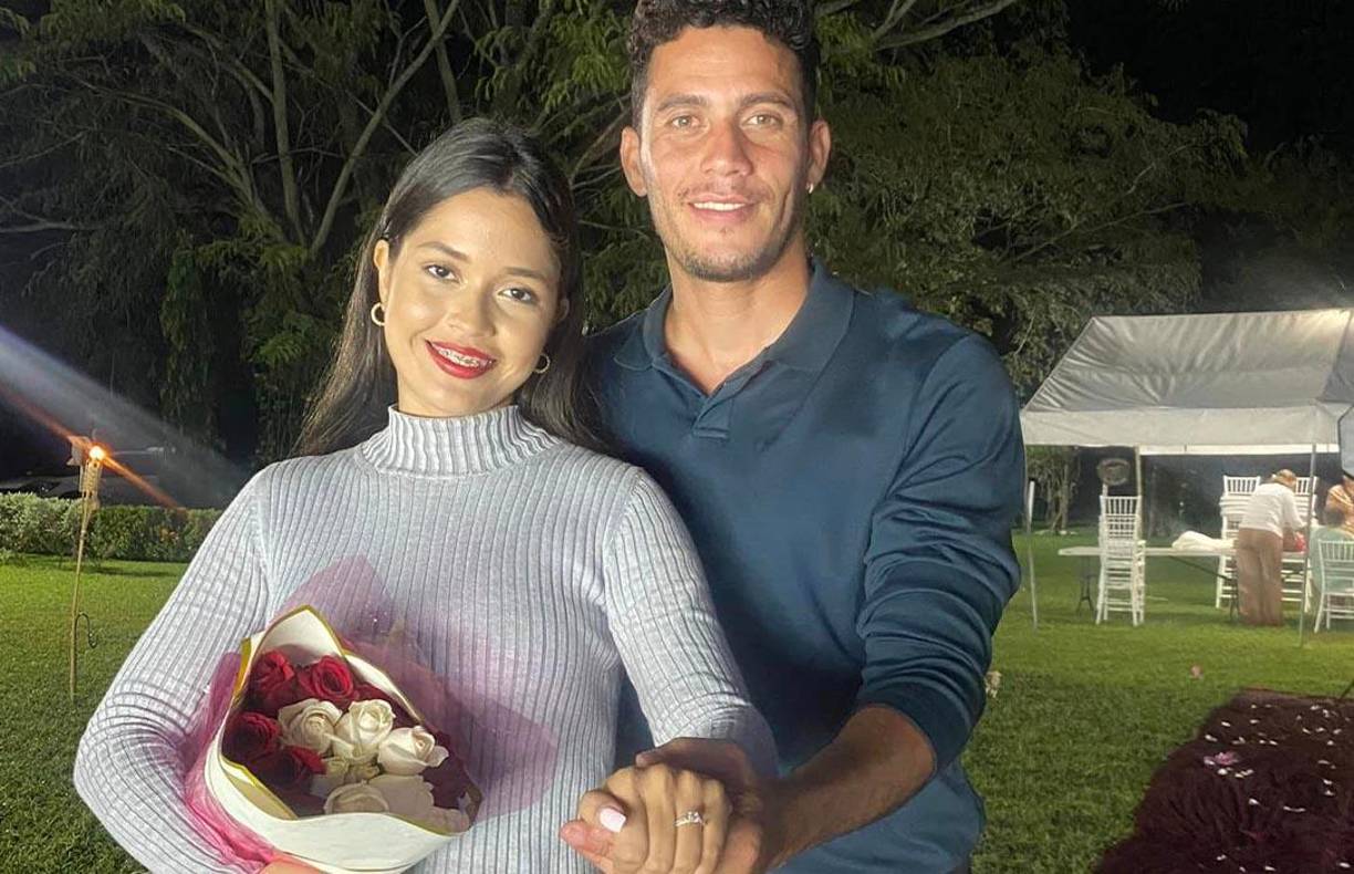 Andrea Núñez es la doctora que se casará con el delantero hondureño Ángel Tejeda. 