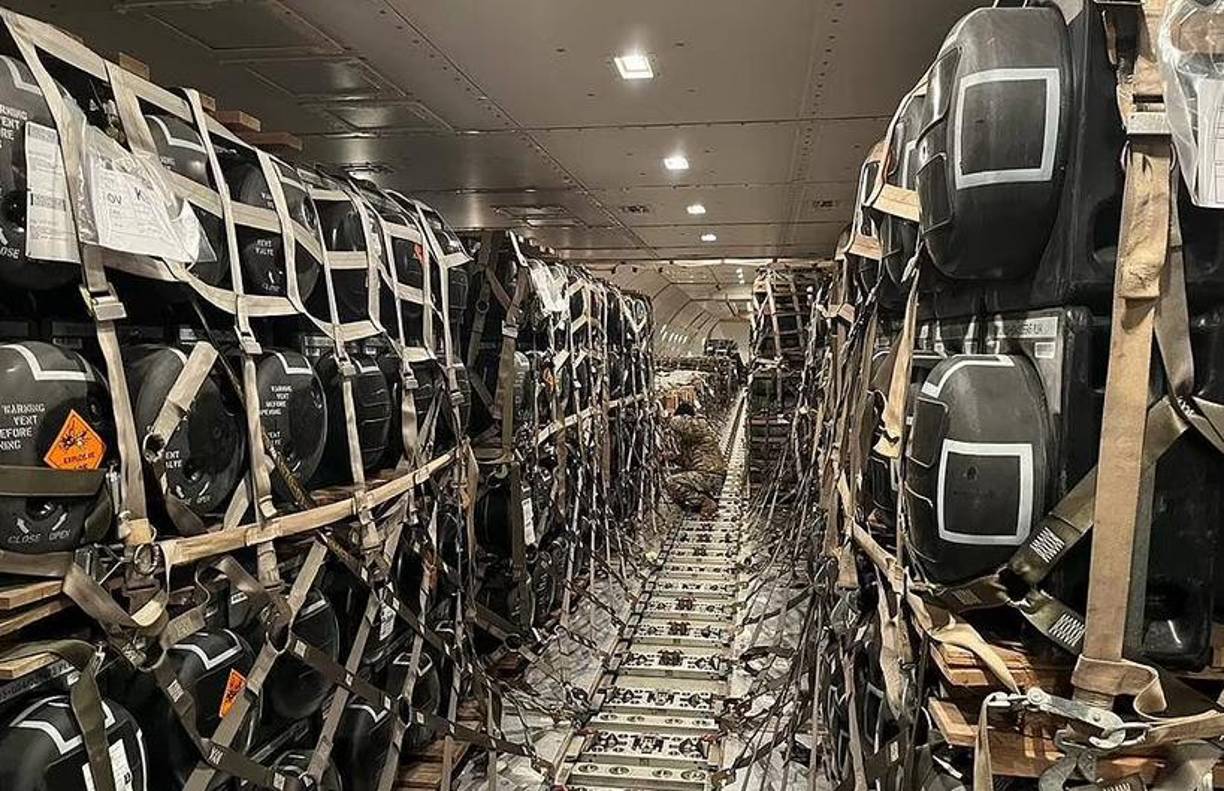 Se trata del tercer avión con armamento estadounidense que llega a Ucrania en los últimos días. Durante el fin de semana Washington ya entregó a Kiev más de 170 toneladas de armas.