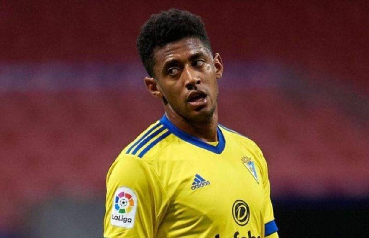 Prensa española da como un hecho el fichaje del hondureño Antony Choco Lozano por el Getafe de cara a la próxima campaña. El atacante de esta manera dejará las filas del Cádiz.