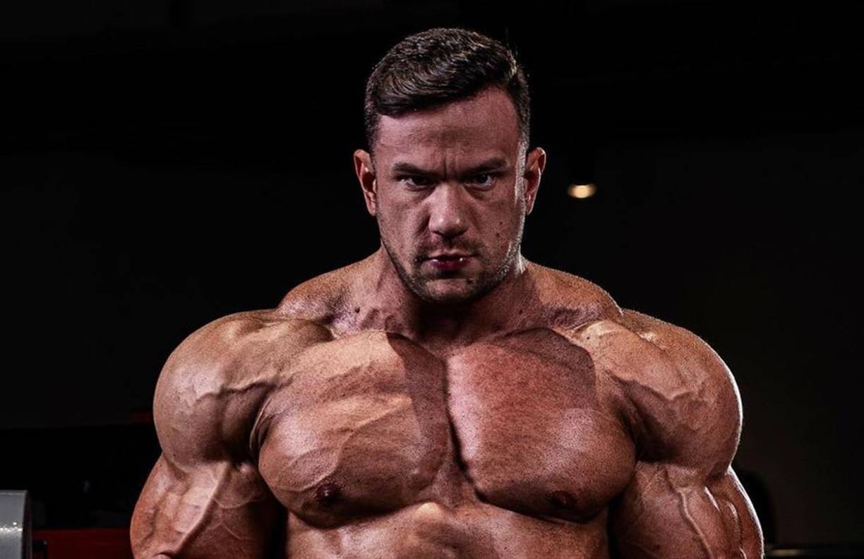 Chris, como se lo conocía dentro del ambiente deportivo, nunca utilizó tratamientos hormonales y pasó por una batería de exámenes de laboratorio y cuidados preparatorios para someterse a la intervención quirúrgica que se llevó a cabo en el Hospital das Clínicas de San Pablo.