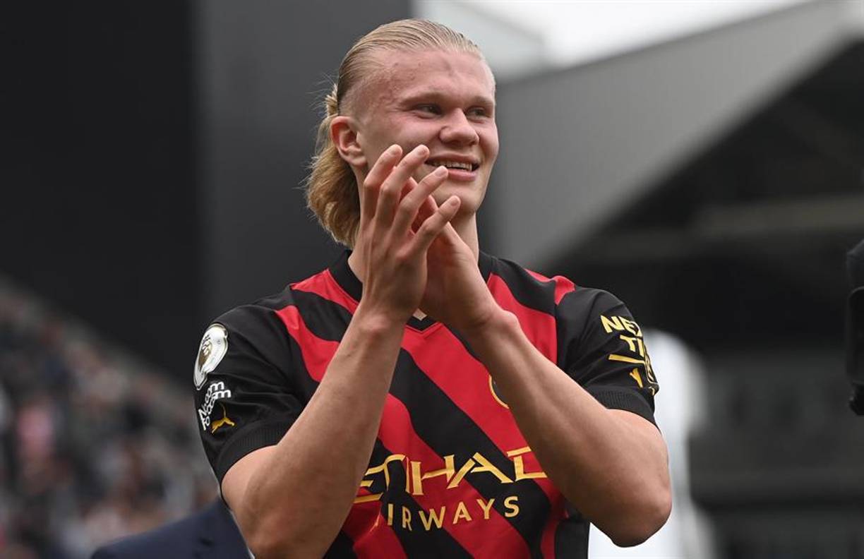 El Real Madrid ya no irá por el fichaje de Erling Haaland en este mercado, ya que Bellingham y Mbappè son sus prioridades. La ‘Casa Blanca’ valoraría su llegada en 2024, así lo informó el diario ABC.