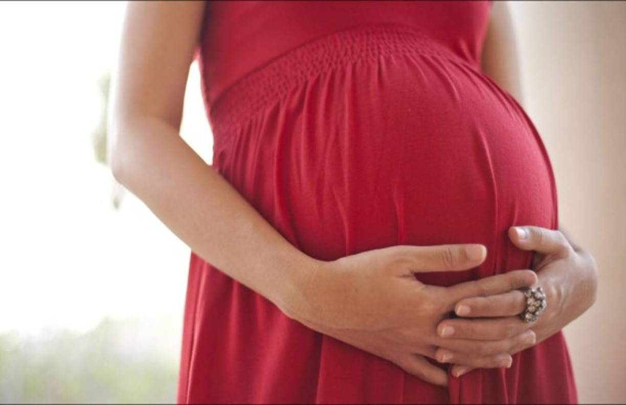 Las mujeres en estado de gestación no pueden ver el eclipse directamente porque el bebé puede nacer con una deformidad.
