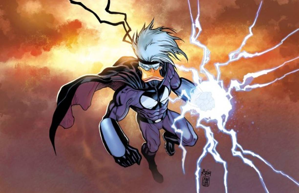 ULTRAPATO<br/>No podía faltar el supehéroe antropomórfico representado en esta lista por Ultrapato, personaje creado por el dibujante mexicano Edgar Delgado. <br/>En el cómic se cuenta la historia de Carlos Bay, un pato común y corriente que vive en la ciudad de Villa Ave, pero que un día encuentra unos guantes de origen alienígena, los cuales dan a su portador poderes extraordinarios. <br/>Con sus poderes, defiende a su ciudad de las maquinaciones de su archienemigo, Ultragallo.