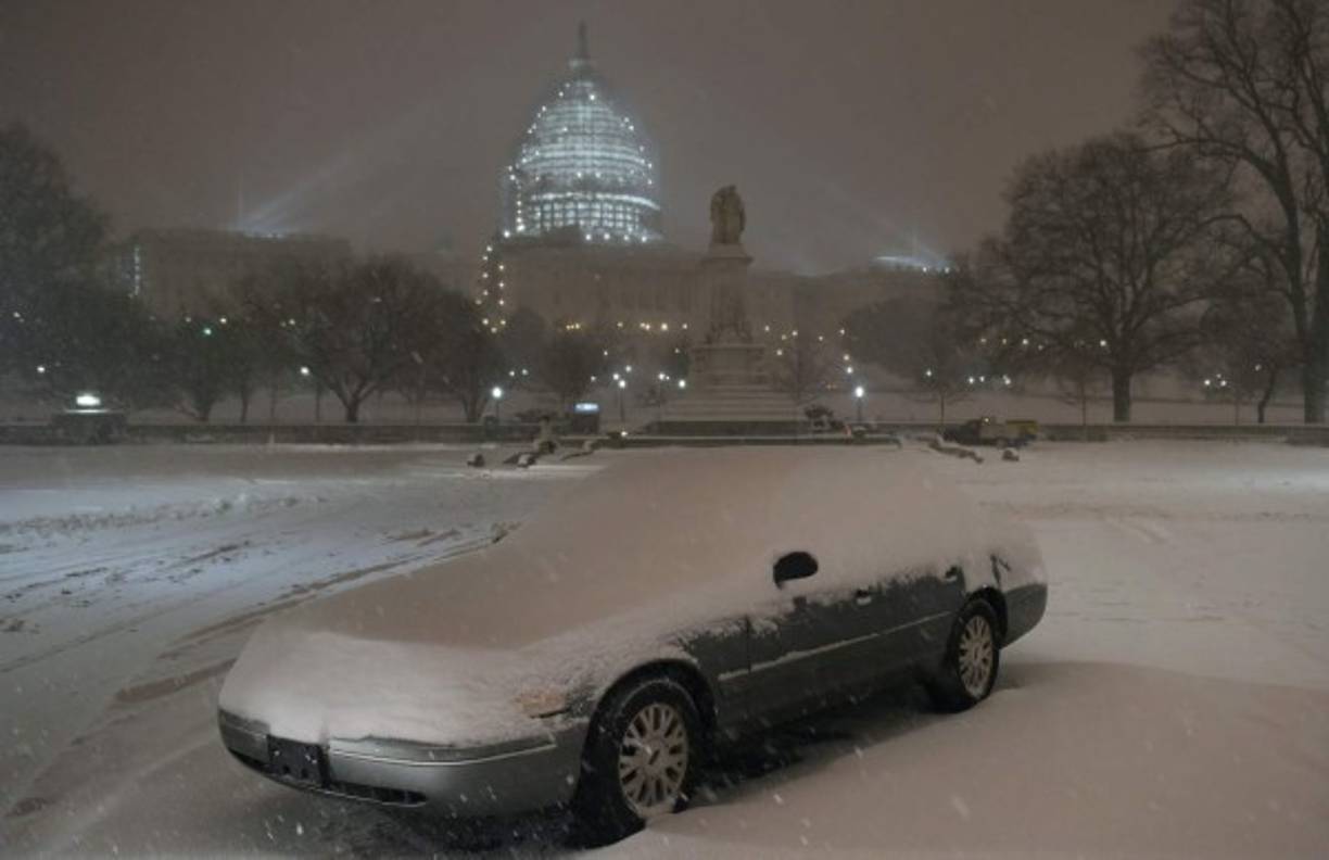 Washington también está fuertemente afectada por la tormenta.