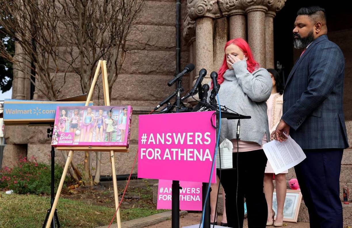 “Se deben implementar políticas de detección y contratación para que los monstruos con uniformes de entrega no aparezcan en las puertas de nuestros hijos”, dijo Maitlyn Gandy.