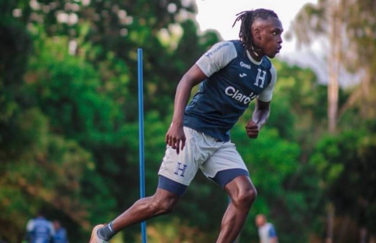 Bombazo. El Southampton y West Ham, clubes de la Premier League de Inglaterra, han puesto su mirada en el hondureño Alberth Elis. Foto Fenafuth.