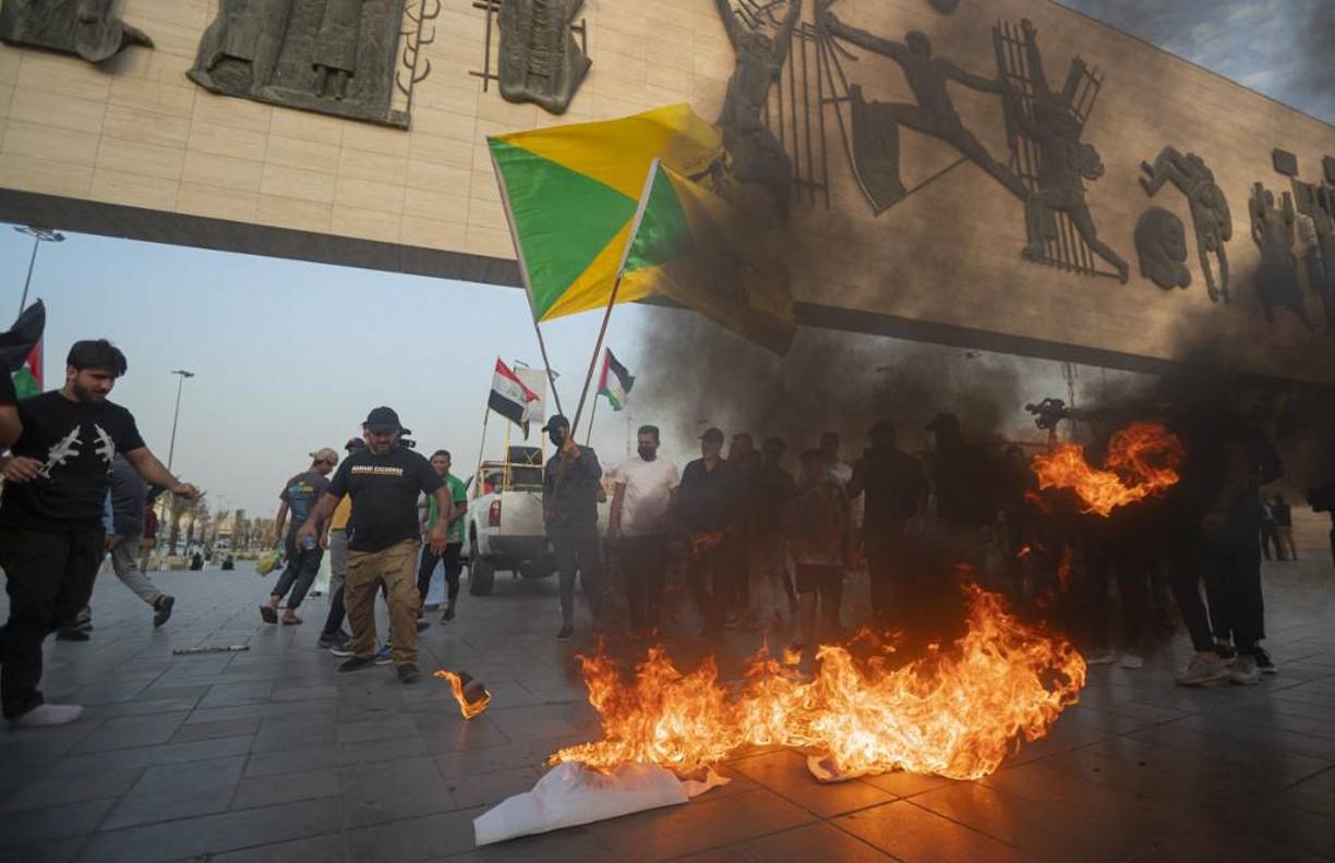 “Hubo un ataque combinado con ayuda de parapentes”, indicó a la prensa el portavoz del ejército <b>israelí</b>, el teniente coronel Richard Hecht.