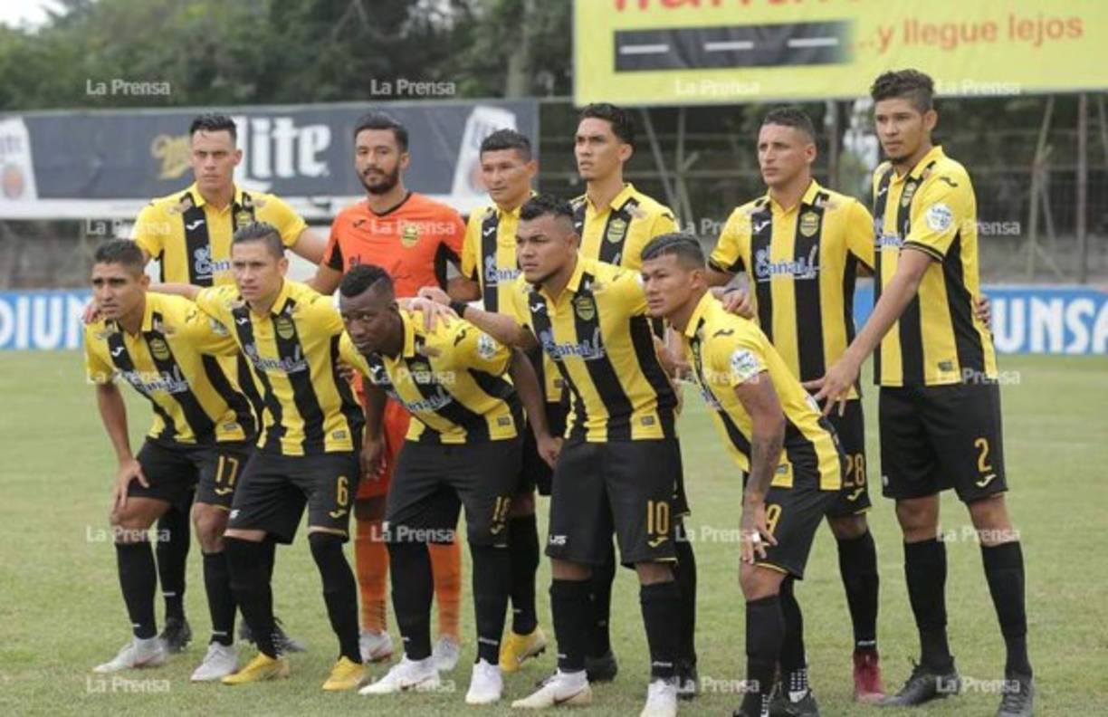 La alineación titular del Real España que logró el pase a semifinales. El club aurinegro perdió 3-2, pero avanzó con global de 4-3.