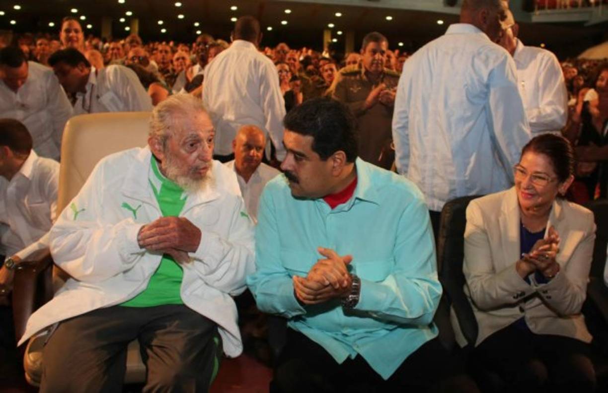 Fidel Castro y Nicolás Maduro en la celebración del cumpleaños número 90 del líder cubano en La Habana, el 13 de agosto de 2016.