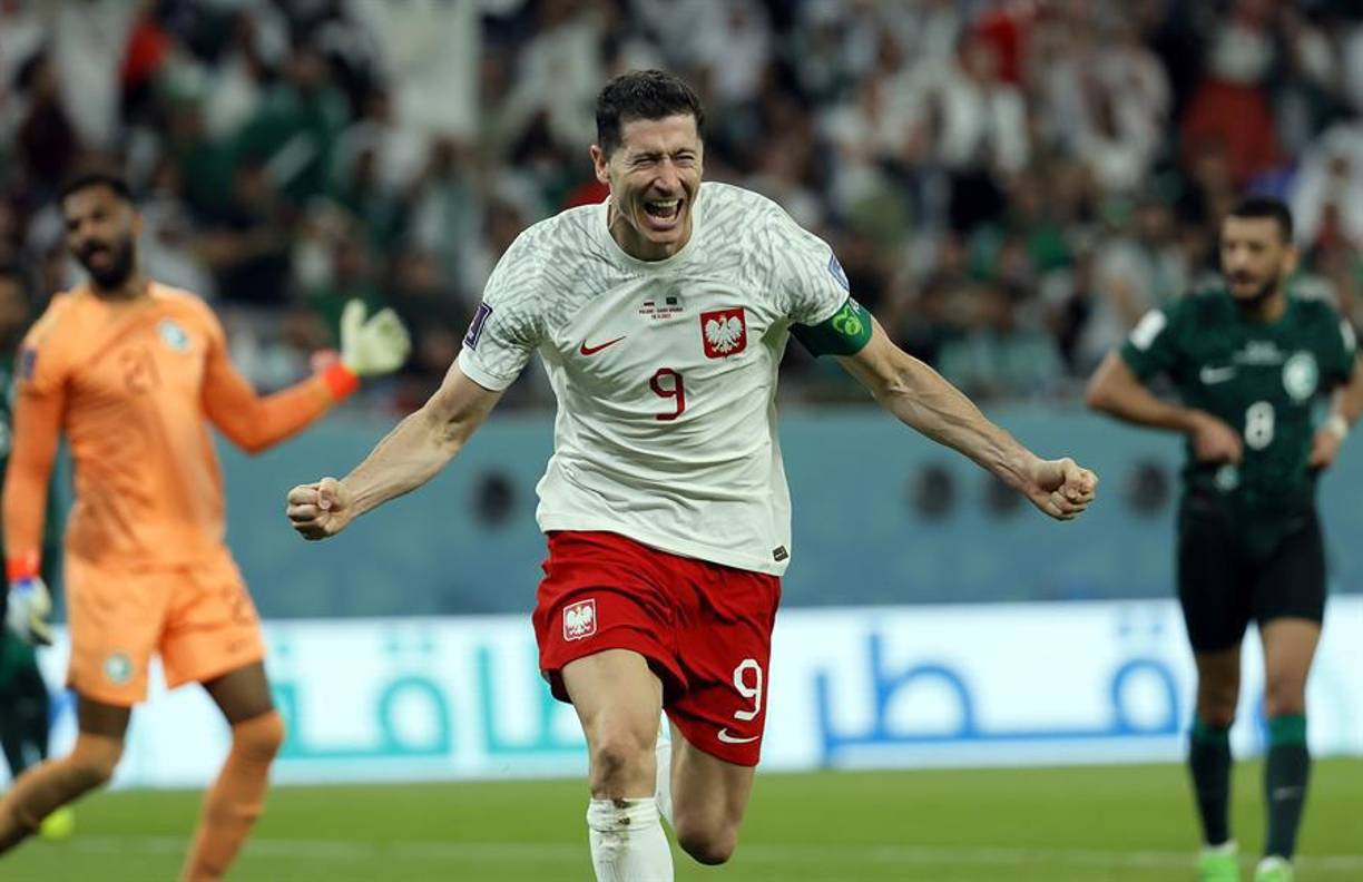 El capitán de Polonia se mostró eufórico tras mantener con vida en el Mundial a su Selección. 