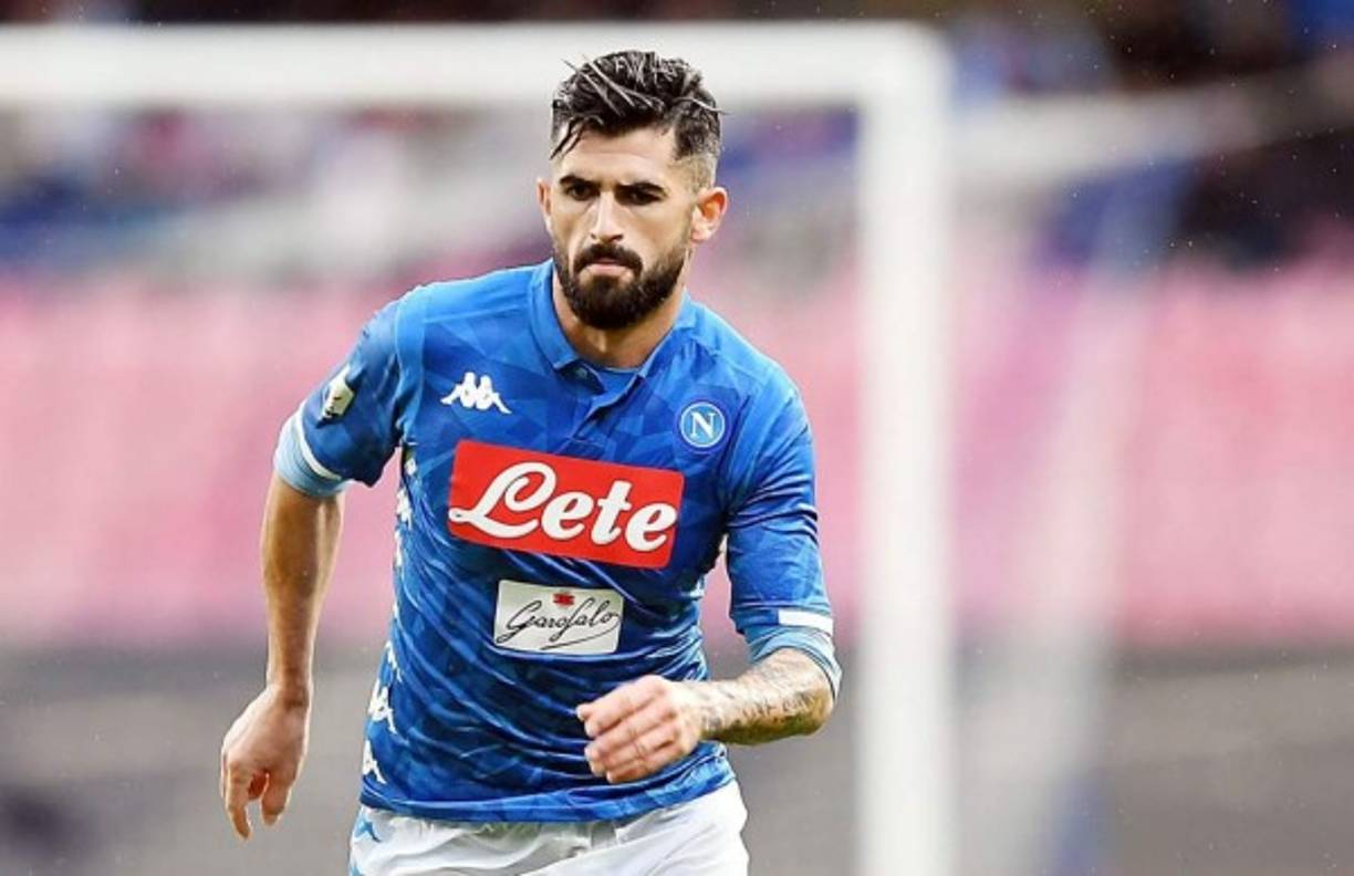 El Atlético de Madrid se encuentra inmerso en un proceso de reconstrucción de su defensa. Las salidas de Diego Godín, Lucas Hernández y Juanfran (y posiblemente Filipe Luis) hacen que los nombres de posibles sustitutos suenen con fuerza en los últimos días. El último en salir a la palestra ha sido el defensa albanés Elseid Hysaj, del Napoli, que según Mundo Deportivo, podría llegar para reforzar el lateral derecho rojiblanco.