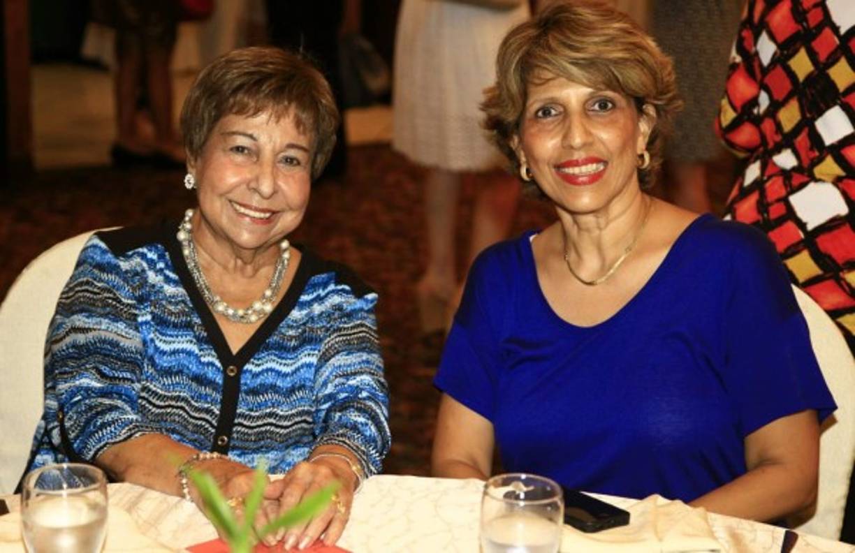 Maruca Faraj y Lilian Jaar.