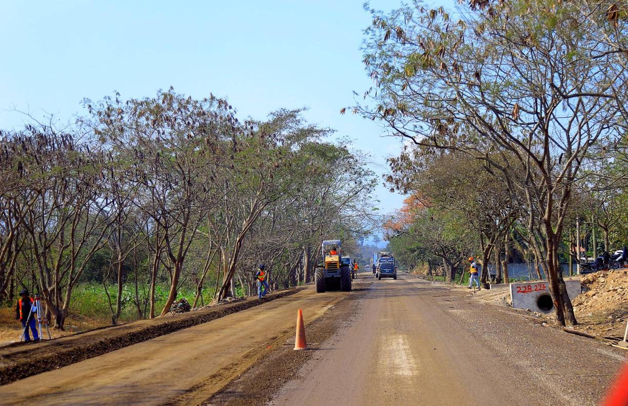 El otro tramo, abarca desde el sector de Sula, Quimistán, hasta La Entrada, Copán. 