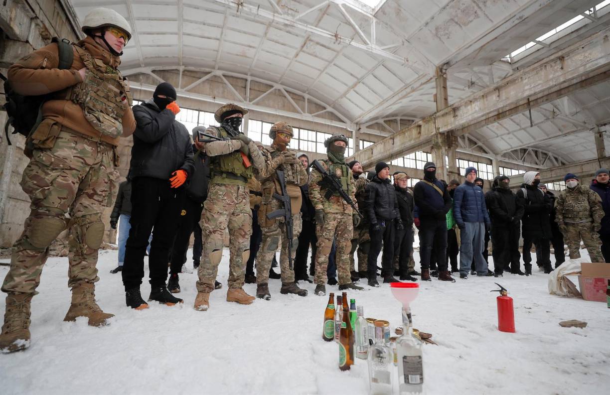 Por ello, añade, es preciso estar preparados para dar una “respuesta asimétrica” en la que los civiles jugarían un papel primordial. En estas circunstancias, es vital que prime la organización y no el pánico.