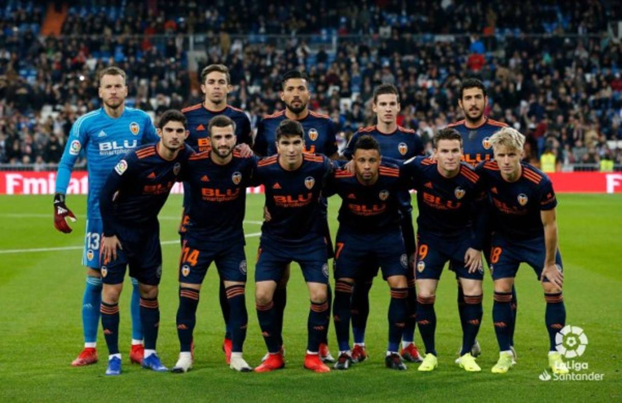 El once titular que presentó el Valencia contra el Real Madrid.