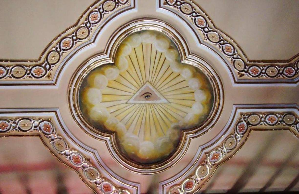 Como el que se encuentra en la parroquia de San Pedro Apóstol, ubicada en el municipio de Almoloya de Alquisiras, en México.