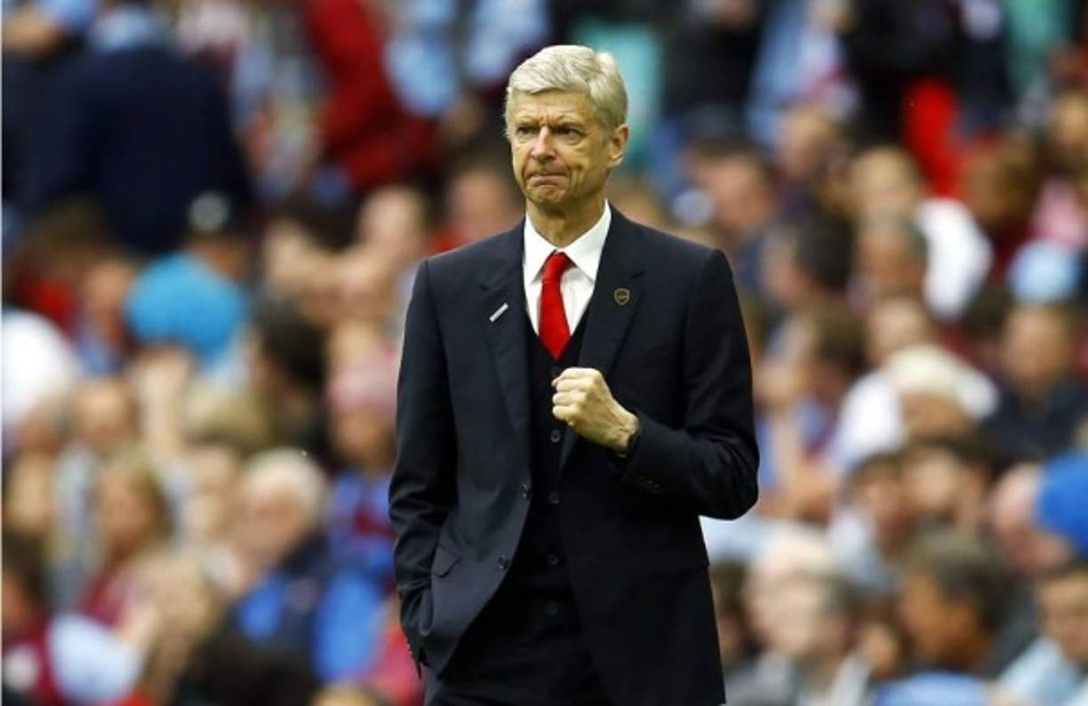 El francés Arsène Wenger, entrenador del Arsenal, gana 11,3 millones de euros.