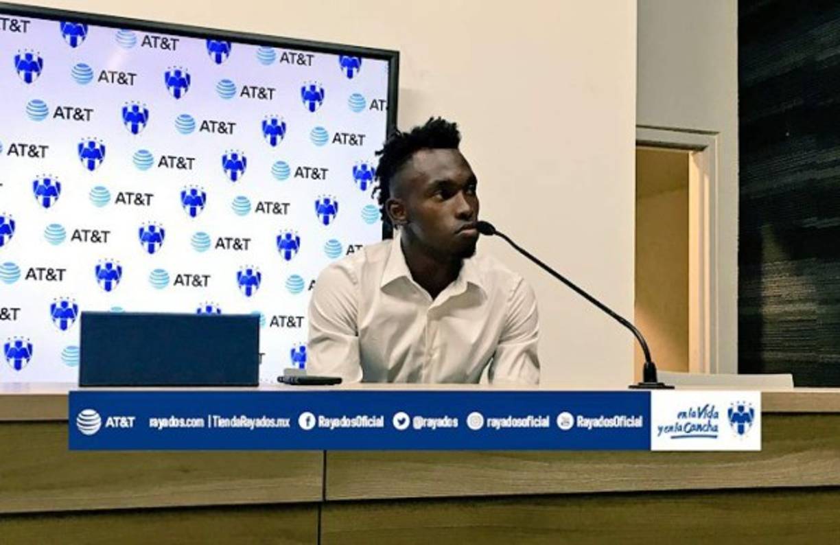 Alberth Elis ofreció su primera conferencia de prensa como Rayado: 'Me motivó venir al Equipo por la historia que tiene. Vengo a pelear un puesto y aportar'.