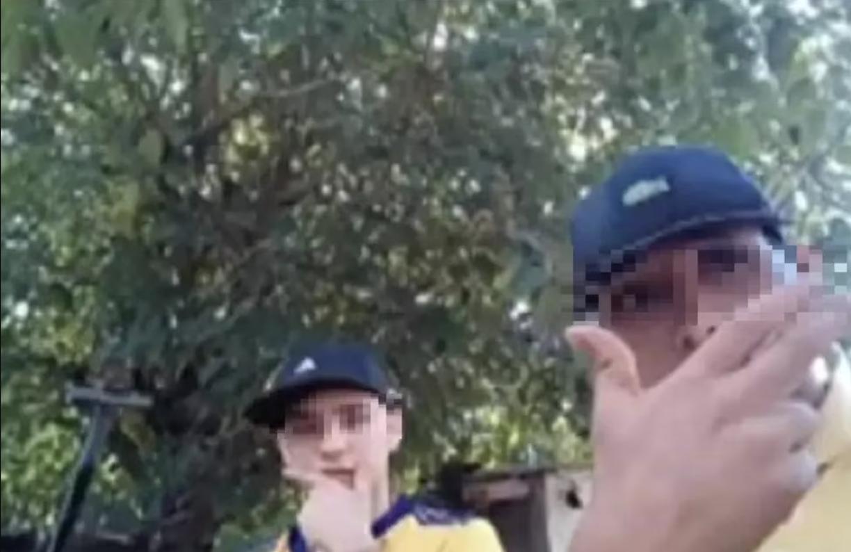 Aún en estado de shock por haber disparado al ladrón, posteriormente admitió haberle disparado y negó haber resultado herido, al igual que su novia. 