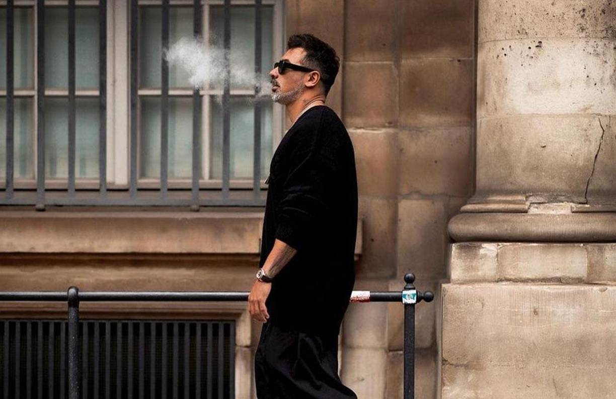 María del Carmen Lorente, directora del sanatorio Cantegril, afirmó que el ex futbolista está fuera de peligro y aseguró que la lesión fue producto de un incidente en una fiesta