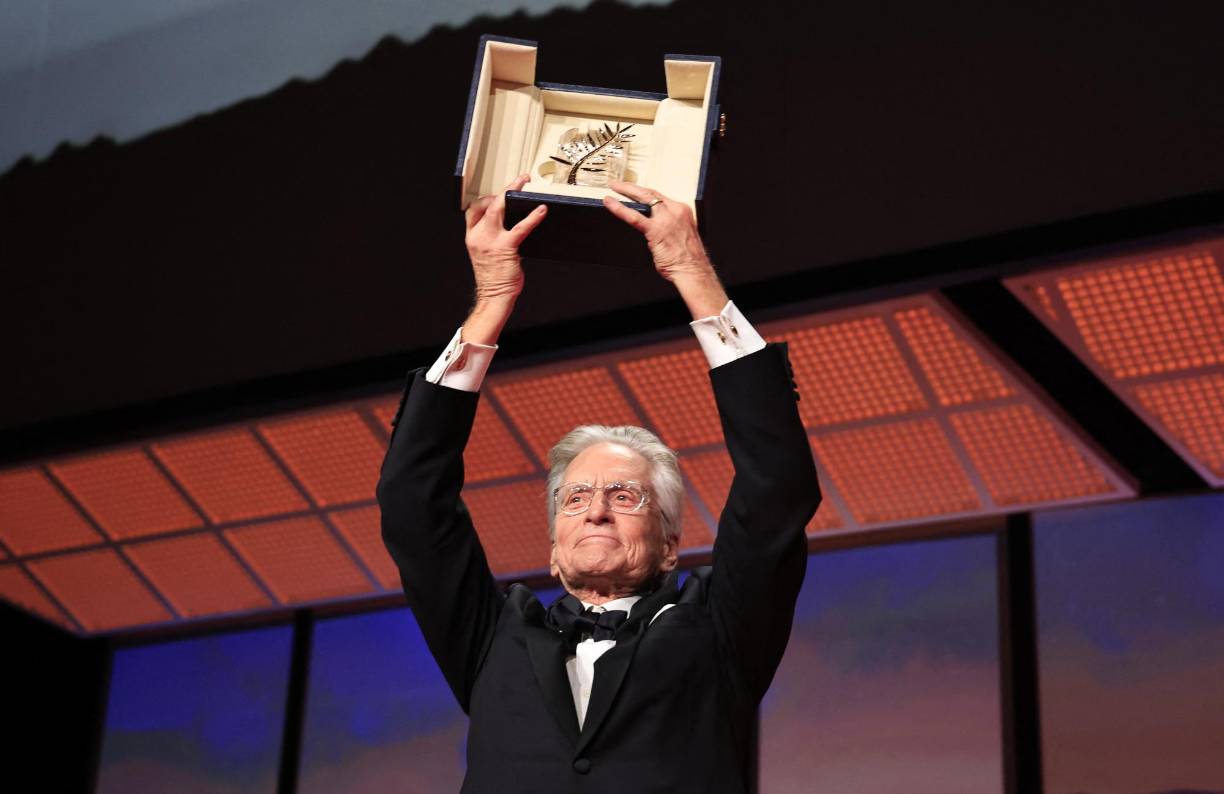 Michael Douglas se ha mostrado “emocionado” y “muy agradecido” por este galardón de un festival que siempre ha admirado y ha estado muy ligado a su carrera.