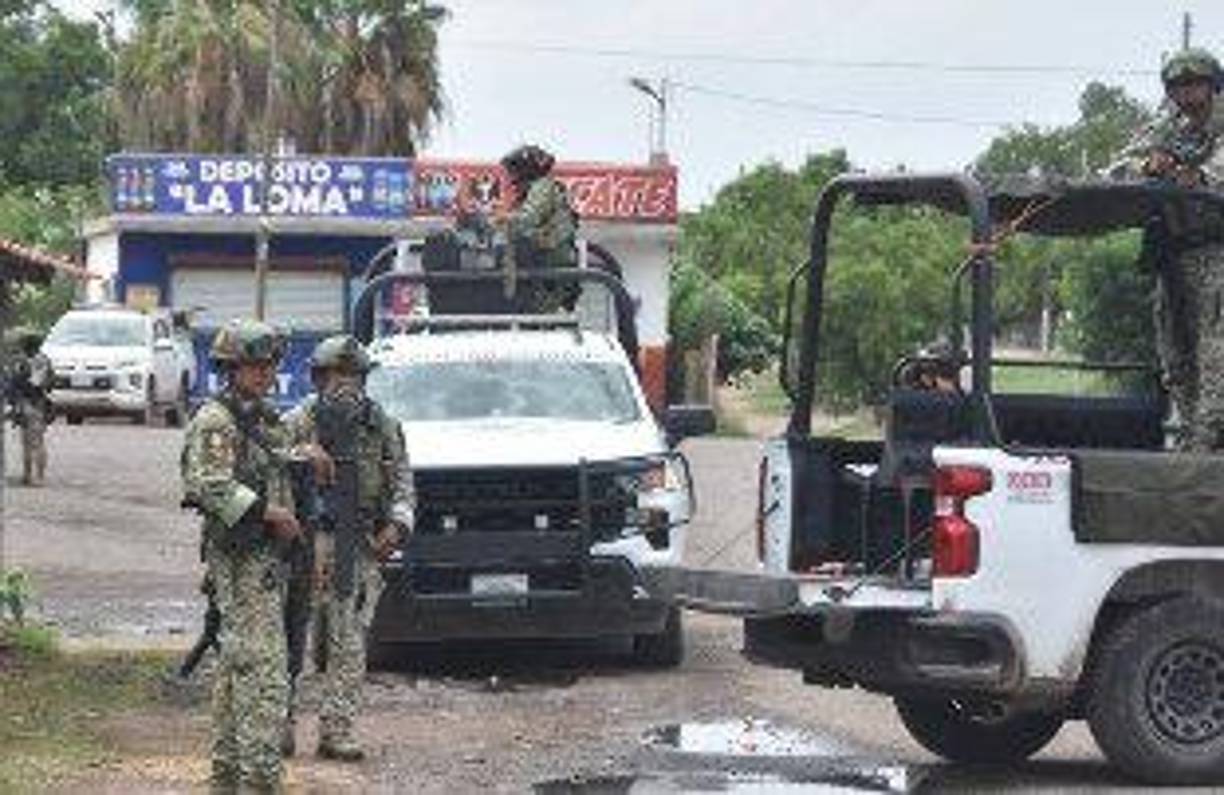En algunas de las grabaciones se aprecia el sonido de las detonaciones de arma de fuego, el paso de los vehículos militares, así como de una ambulancia donde se presume que iban los heridos.