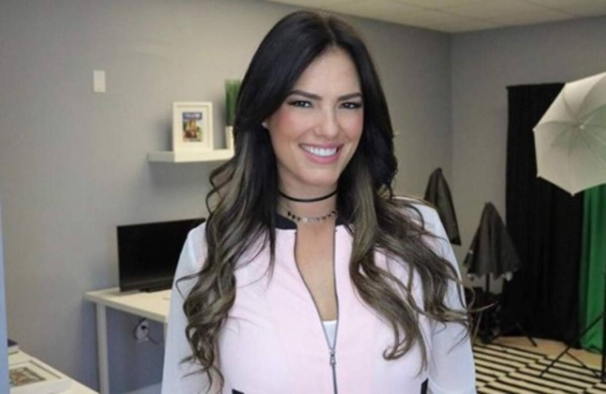 Además, Andreina no pierde oportunidad para felicitar a su hermana a través de las redes por sus logros, por su cumpleaños y convivir con ella y su mamá en todo momento.<br/><br/>