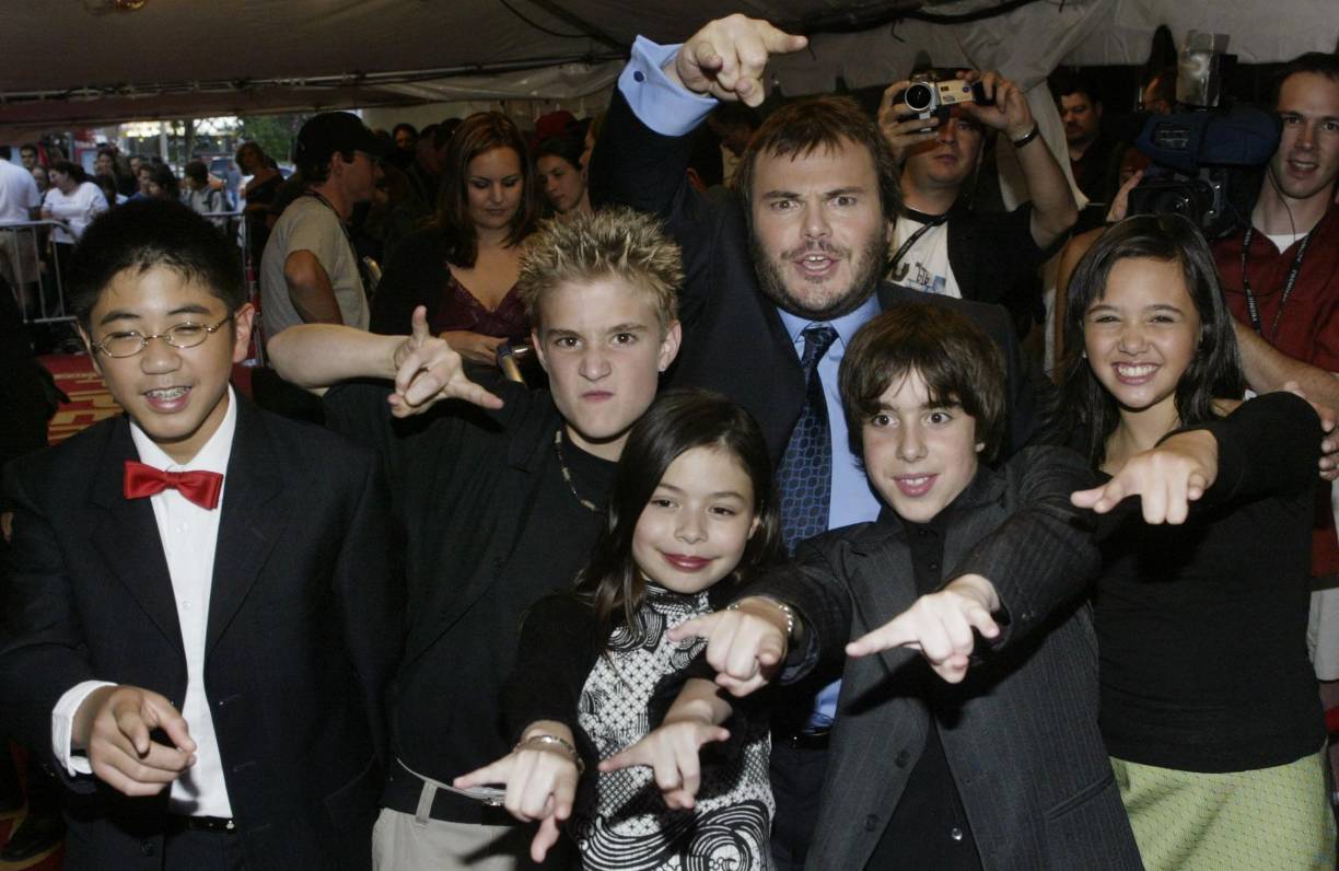 Los únicos ausentes en el festejo matrimonial fueron los protagonistas principales de “Escuela de rock” fueron Miranda Cosgrove y Jack Black.