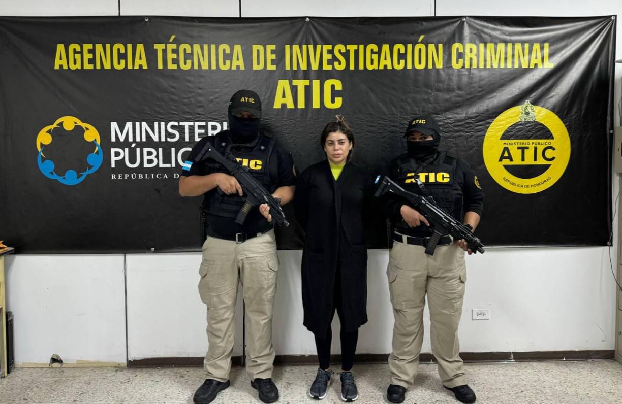 La fiscal Medina fue detenida por la Agencia Técnica de Investigación Criminal (Atic) el miércoles pasado en su casa en la colonia Valle del Sol tras un allanamiento.