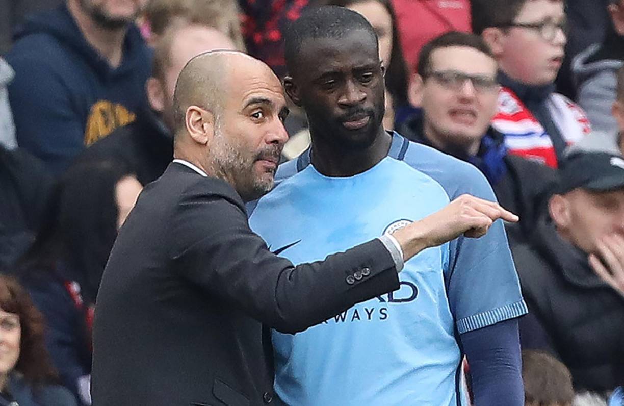 Todo comenzó a mediados de 2018, cuando Pep separó a Yaya Touré, un histórico que por entonces llevaba ocho años en Manchester City. La tensión entre ambos, que hasta entonces permanecía oculta, quedó en evidencia ante los hinchas y los medios británicos.